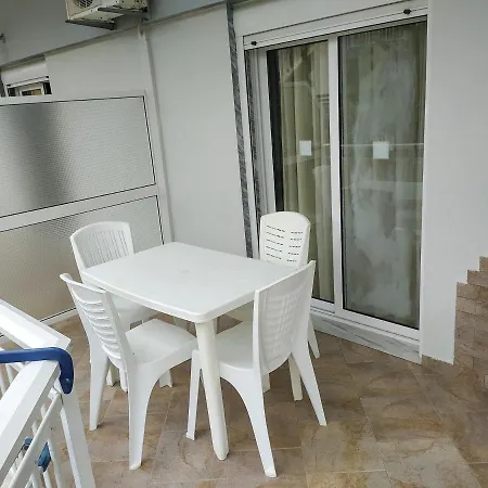 Antonis Hotel *