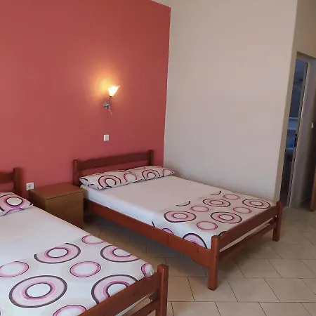 Hotel Antonis *
